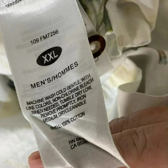 Columbia men's XXL "River Lodge" fish print short sleeve button down shirt - Picture 4 of 5